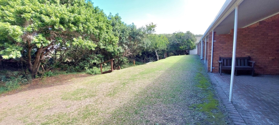 3 Bedroom Property for Sale in Haga Haga Eastern Cape